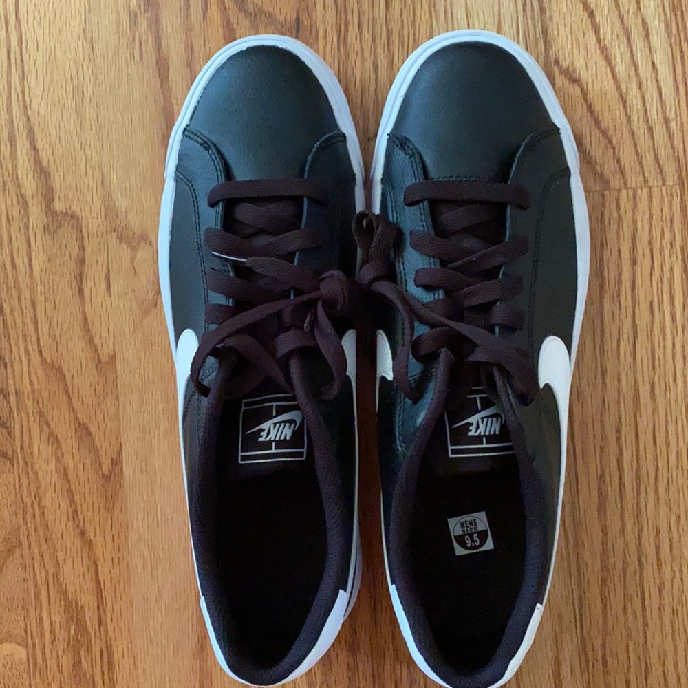 Nike Men's Court Royale AC Sneaker, 9.5 REG